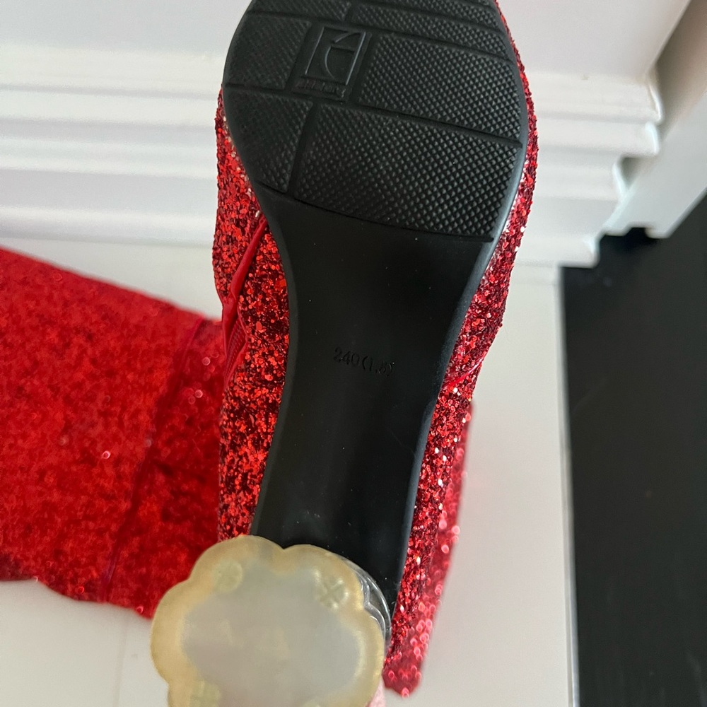 DH Gates Lasyarrow NW thigh high fully lined red glitter boot. Sz 6.5.   3” heel - Picture 3 of 4